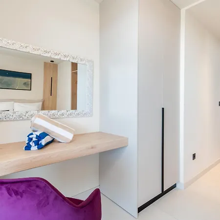 Luxury Helena, With Heated Pool